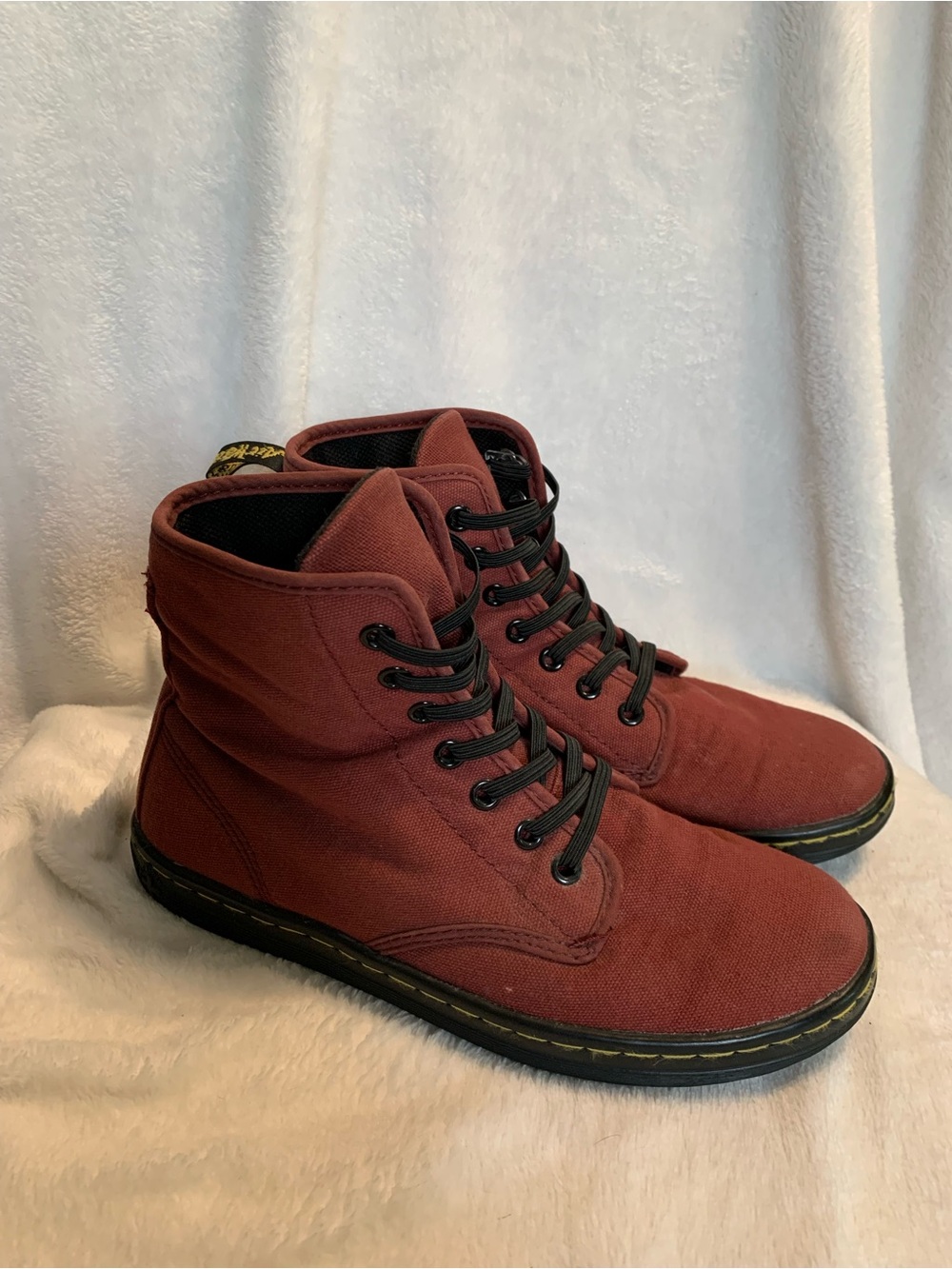 Dr. Doc Martens Shoreditch Canvas Shoes Boots Air-Wair Maroon Women's Sz 7